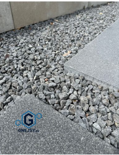 granit-ozdobny-kamien-do-ogrodu
