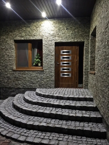 płytki elewacyjne z gnejsu